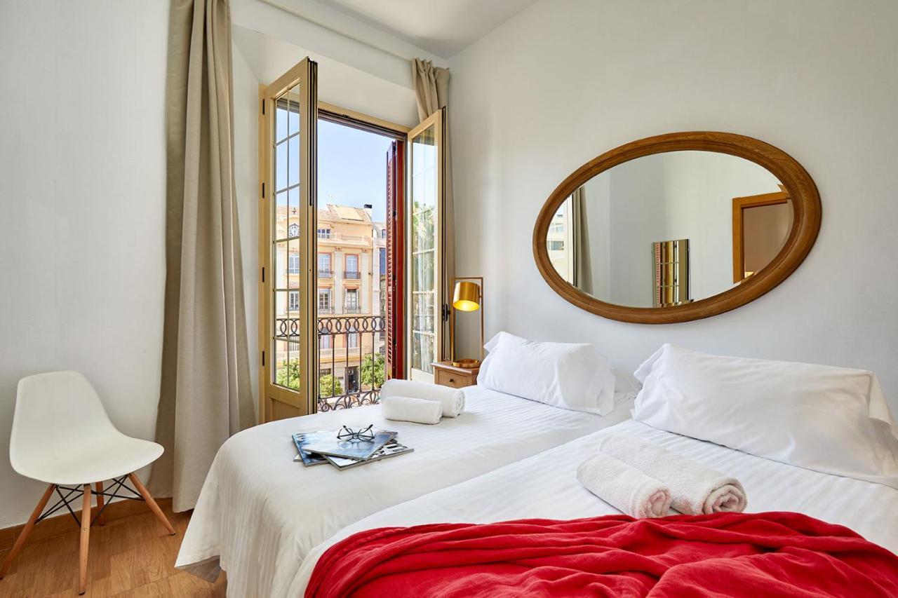 Lodgingmalaga Plaza Constitucion Dış mekan fotoğraf